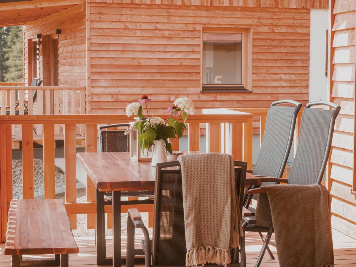 Liebenfels Hochleben-Chalets Am Erlebnisbauernhof Steinerhof מראה חיצוני תמונה